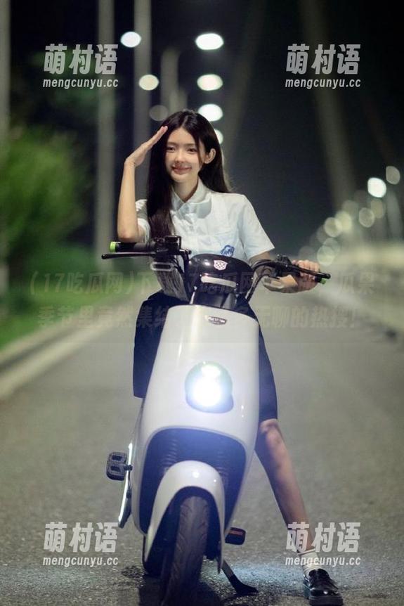 下载17吃瓜网苹果版,瓜果季节里竟然集结了这么多无聊的热搜!-萌村语 下载17吃瓜网苹果版,瓜果季节里竟然集结了这么多无聊的热搜!-萌村语