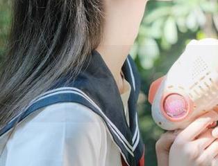 别在家傻等，登录51fun吧，让各种瓜为你填满无聊时光！