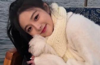 看了一晚八卦，怎么能错过地址718.st？快去下载吧，兄弟姐妹们！