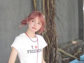 五一吃瓜：今天娜娜的奇闻趣事，刷新你对网站的认知！
