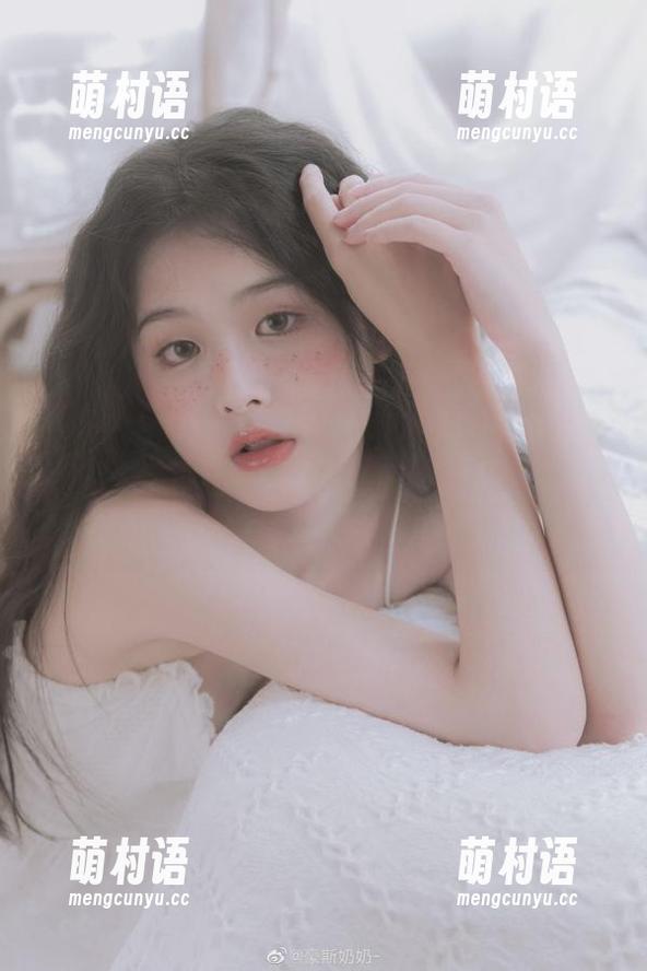 五一吃瓜首页：娜娜的日常太精彩，继续吃瓜中…但我真心想知道她脑子里想着啥。-萌村语