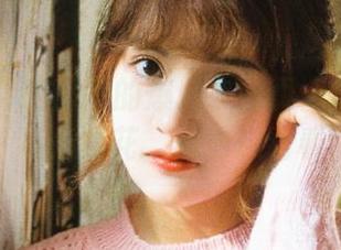吃瓜网的爆料在网页上疯狂涌入，有点眼花，但也想看看！