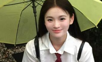跟着吃瓜网苹果版一起打卡今日伪娘，没走眼！