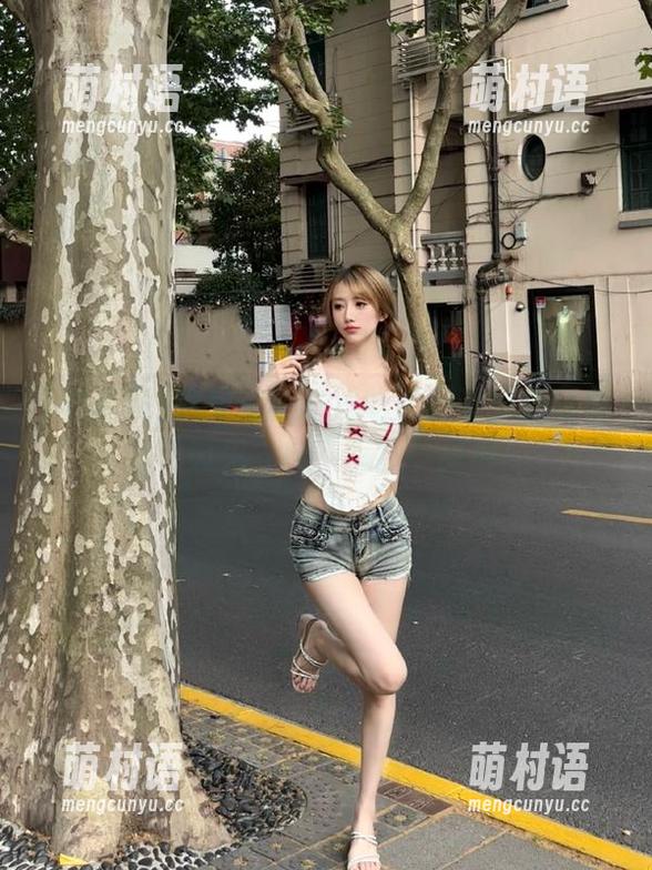 别想逃!在线吃瓜网苹果版让你像吸血鬼一样“疯狂”舔屏!-萌村语 别想逃!在线吃瓜网苹果版让你像吸血鬼一样“疯狂”舔屏!-萌村语