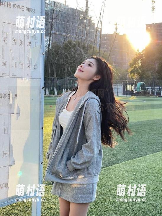 每次拿出“吃瓜网”app,总想找个特别的地方吃瓜,iOS不就最合适吗?-萌村语 每次拿出“吃瓜网”app,总想找个特别的地方吃瓜,iOS不就最合适吗?-萌村语