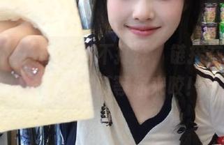 黑料不打烊，链接在手，水花四溅的瓜等你来咬！